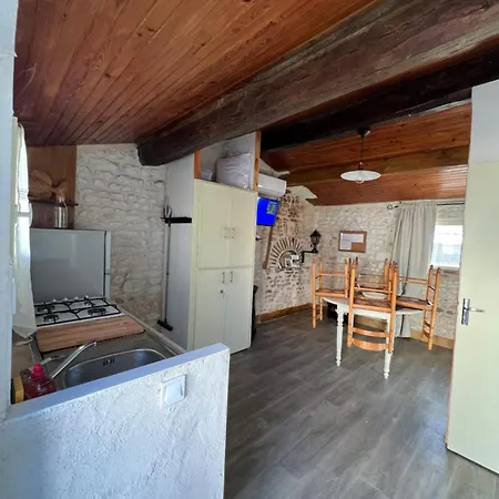 Charmante Vendeenne Holiday home Les Velluire-sur-Vendee