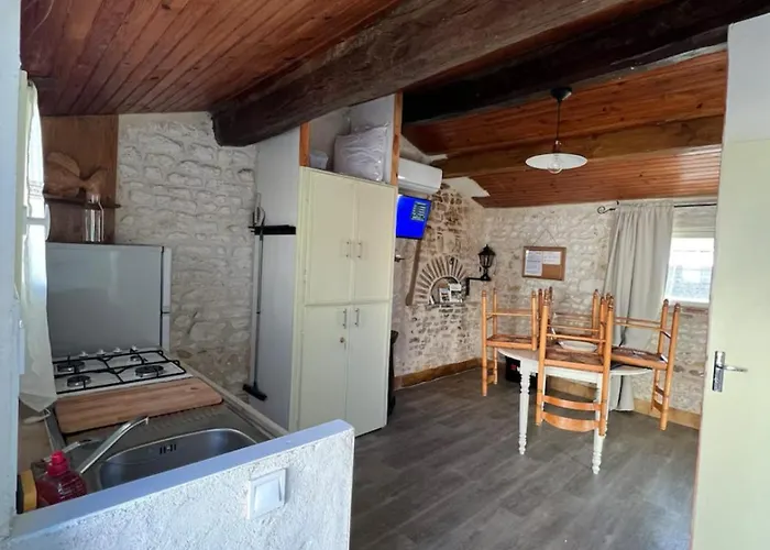 Charmante Vendeenne Tatil Evi Les Velluire-sur-Vendee